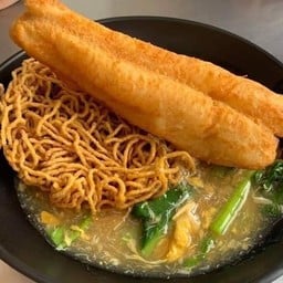 หมี่กรอบราดหน้าปลา