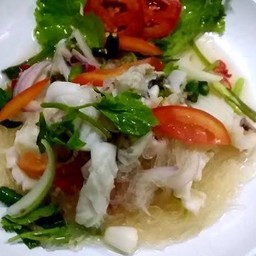 ยำวุ้นเส้นปลาหมึก