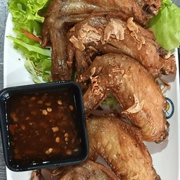 ปีกไก่ทอดสมุน