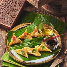 เกี๊ยวปลานึ่งและทอดสูตรพิเศษ