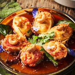 ไข่คว่ำลูกเขยสอดไส้หมูสับน้ำส้มซ่่า