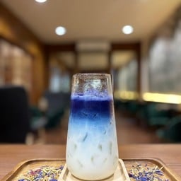 อัญชัน ลาเต้ (เย็น) (นมอัญชัน)