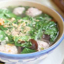 แกงจืดหมูสับใบโหระพา