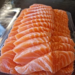 แชลมอนชาชิมิ600กรัม