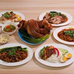 ร้านเจ๊ติ๊กขาหมูบ้านโป่ง สาขา 1