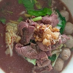 ก๋วยเตี๋ยวช่างยิมบ้านเจดีย์ ตรงข้ามโลตัสน่าน