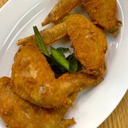 ปีกไก่ทอด