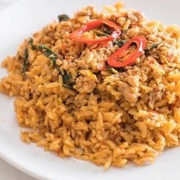 ข้าวคลุกกะเพรา