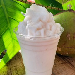 มะพร้าวปั่นนมสด