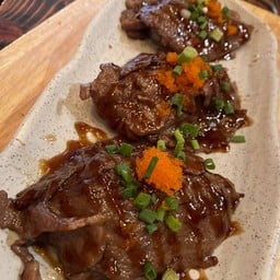 ซูชิเนื้อ 1 คำ