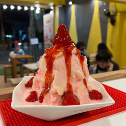 ปังเย็นสตรอเบอรี่+สตรอเบอรี่