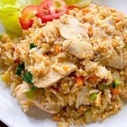 ข้าวผัดไก่