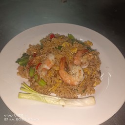 ข้าวผัดทะเล