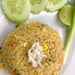ข้าวผัดปู