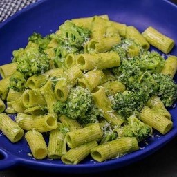 พาสต้าบล๊อคโคลี่เพสโต้ซอส