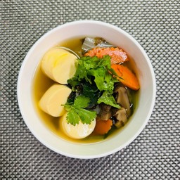 ต้มจืดสาหร่ายเต้าหู้ไข่