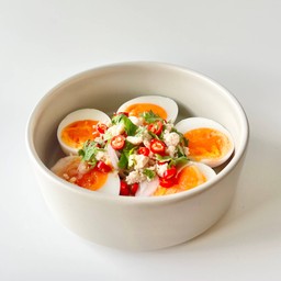 ยำ ไข่ยางมะตูม 3 ฟอง ไม่มีน้ำตาล 270 Kcal