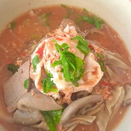 สุกี้เครื่องในหมู