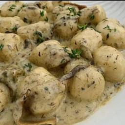 น็อคกี้เห็ดทรัฟเฟิลครีมซอส