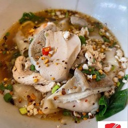 ก๋วยเตี๋ยวหมูน้ำต้มยำ ธรรมดา