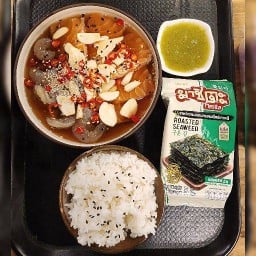 เซ็ทดูโอ้ดองซีอิ๊ว (กุ้ง+แซลม่อน) พร้อมข้าว+สาหร่าย