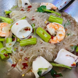 ยำเส้นเล็กทะเล