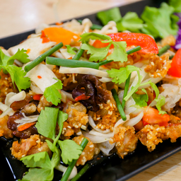 ยำเอ็นไก่ทอด