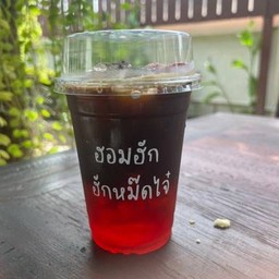 สตอเบอร์รี่อเมริกาโน่