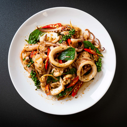 ข้าวกะเพราทะเล