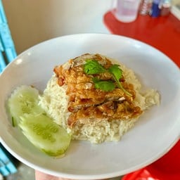 ข้าวมันไก่ลือชา