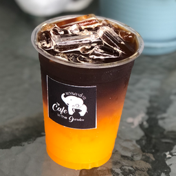 อเมริกาโน่ออเร้นท์ (น้ำส้มสด)