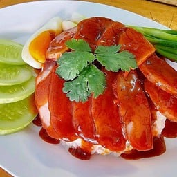 ข้าวหมูแดง