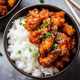ข้าวสวย+ไก่เกาหลีเกาใจ