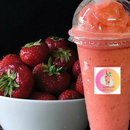 สตรอว์เบอรี่สมูทตี้