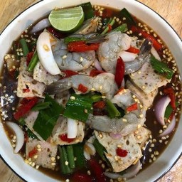 ยำหมูยอ กุ้งสด