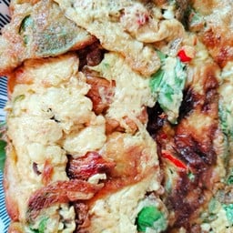 ข้าวไข่เจียวกระเพรา