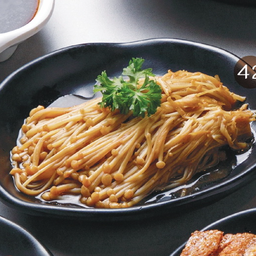 เห็ดเข็มทองผัดเนย