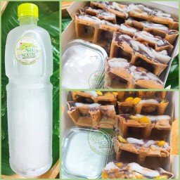 บ้าบิ่นมะพร้าวอ่อน หรือมะพร้าวข้าวโพด 2กล่องใหญ่ มาพร้อม น้ำมะพร้าว 1ขวดลิตร (1,000มล.)