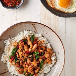 ครัวหลังบ้าน