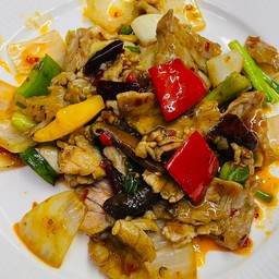 เนื้อโคขุนผัดพริกเสฉวน