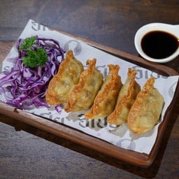 เกี๊ยวซ่าไก่ทอด