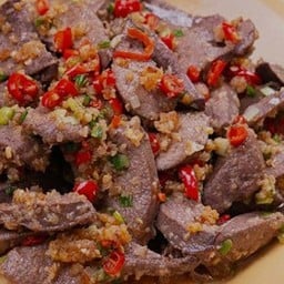ตับหมูคั่วพริกเกลือ