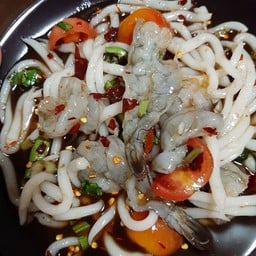 ตำเส้นสดด๊องแด๊งกุ้งสด