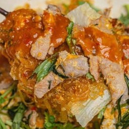 สุกี้แห้ง