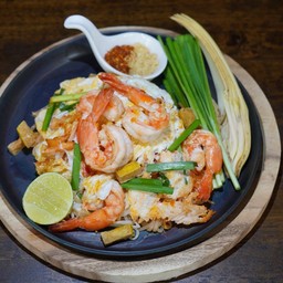 ผัดไทยกุ้งสด