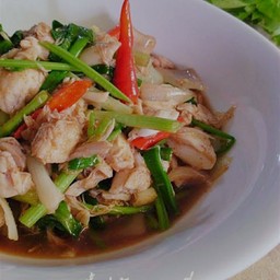 เนื้อปูก้อนผัดขื้นฉ่าย
