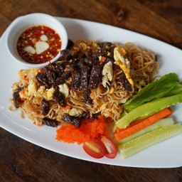 ไวไวผัดเนื้อแดดเดียวไข่กุ้ง