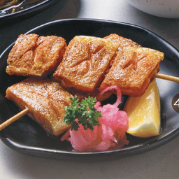 เนื้อท้องปลาแซลมอนย่าง