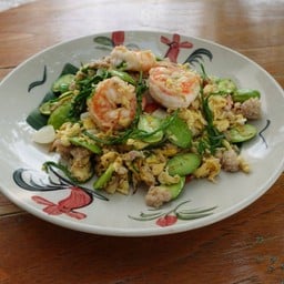 ผัดสามเหม็น