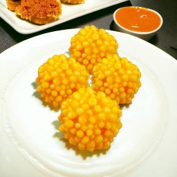 กุ้งบอล